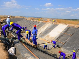 CANAL ACAUÃ ARAÇAGI FOTOS ZE MARQUES62 270x202 - Governo já concluiu 65% das obras do primeiro lote do Canal Acauã-Araçagi