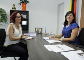 Ligia e Secretária da Mulher 270x194 - Vice-governadora discute programas de assistência à mulher na Paraíba