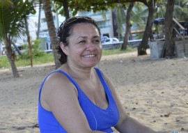 ana lucia praias cuidado no verao contra o cancer de pele foto joao francisco 4 270x191 - Secretaria da Saúde alerta sobre doenças causadas pelo sol