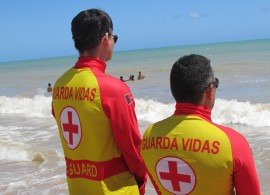 bombeiros solenidade de homenagem aos guardas vidas 2 270x195 - Bombeiros comemoram Dia do Guarda-Vida nesta terça-feira