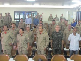 bombeiros solenidade dia do guarda vidas 3 270x202 - Militares e civil são homenageados no Dia do Guarda-Vidas