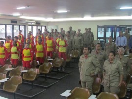 bombeiros solenidade dia do guarda vidas 4 270x202 - Militares e civil são homenageados no Dia do Guarda-Vidas