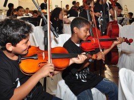 ricardo na apresentacao da ospb jovem prima no mosteiro de sao francisco foto francisco franca 5 270x202 - Alunos do Prima participam do Festival de Música de Santa Catarina