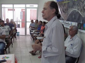 sociedade civil de pitimbu elabora plano de gestao da orla do municipio 81 270x202 - Governo do Estado participa da elaboração do plano de gestão para a orla de Pitimbu