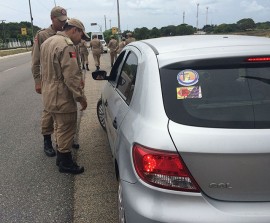 06.02.15 bombeiros operacao veiculo protegido 1 270x223 - Operação Veículo Protegido faz 721 abordagens em todo o Estado