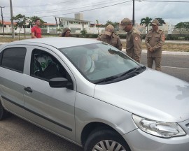 06.02.15 bombeiros operacao veiculo protegido 2 270x216 - Operação Veículo Protegido faz 721 abordagens em todo o Estado