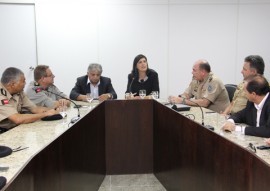 10.02.2015 Reunião com a cúpula de Segurança. Fotos Jr Fernandes 50 270x191 - Governadora em exercício se reúne com forças de segurança e discute planejamento de ações