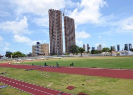 23.02.15 vila olimpica fotos vanivaldo ferreira 55 270x194 - Obras na pista de atletismo da Vila Olímpica seguem em ritmo acelerado