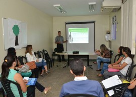 04.03.15 hospital alinda marques palestra fotos antonio david 10 270x192 - Hospital Arlinda Marques inicia ciclo de palestras para residentes de cursos de saúde