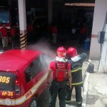 11.03.15 bombeiros_instrucoes_combate_aincndioveiculart (3)