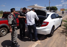 seds operacao divisa segura prevencao pb e rn 1 270x191 - Polícia realiza abordagens preventivas entre Paraíba e Rio Grande do Norte