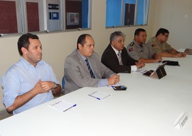 seds reuniao de gestores da seguranca no sertao 3 270x191 - Encontro reúne gestores da Segurança no Sertão e discute enfrentamento à violência