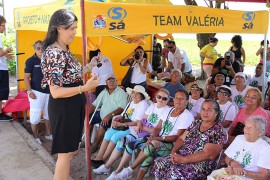 09.04.15 vic governadora projeto natacao mar 12 1 270x180 - Governo lança Projeto Mais Natação em parceria com associação