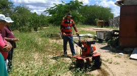 23.04.15 governo capacitata tecnicos trabalhar agroecologia patos 2 270x151 - Governo capacita técnicos para trabalhar a agroecologia no Semiárido paraibano