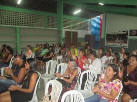 24.04.15 centro social urbano santa rita entrega certificados 1 270x202 - Centro Social Urbano de Santa Rita entrega certificados de cursos