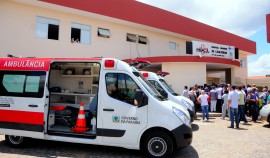 CAJAZEIRAS AMBULÂNCIA 6 270x158 - Governador entrega ambulâncias para o Hospital Regional de Cajazeiras