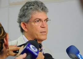 REUNIÃO BANCADA FEDERAL GOVERNADOR RICARDO COUTINHO 2 270x191 - Ricardo reúne bancada e pede atuação em favor da liberação de recursos