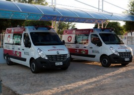 ambulancia hospital de sousa 1 270x191 - Governador entrega ambulâncias e aparelhos de raios X para o Hospital Regional de Sousa