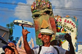 23.05.15 MARCHA 1 270x180 - Caminhada marca encerramento da Semana Estadual de Luta Antimanicomial