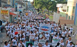 23.05.15 MARCHA 5 270x167 - Caminhada marca encerramento da Semana Estadual de Luta Antimanicomial