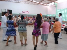 CSU Geisel dia das mães 2 270x202 - Centros Sociais Urbanos comemoram mês das mães com homenagens