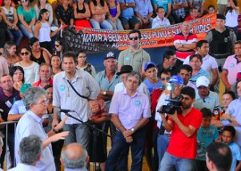 RIACHO DOS CAVALOS 8 copy 270x192 - Ricardo assina ordem de serviço de adutora, entrega escola e incentiva indústrias do Alto Sertão