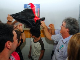 SAO BENTO REFORMA DE ESCOLA 7 270x202 - Ricardo assina ordem de serviço de adutora, entrega escola e incentiva indústrias do Alto Sertão