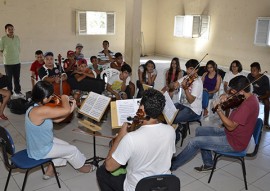 apresentacao do prima no centro paroquial joao paulo II santa rita foto walter rafael 2 270x191 - Alunos e professores do Prima participam de capacitação com Quarteto de Cordas Olivier Toni