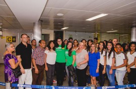 foto2 270x178 - Aluna e professora ganhadoras de medalha de prata em competição internacional chegam à Paraíba