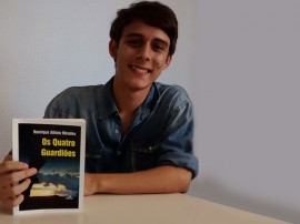 henrique albino 270x202 - Jovem escritor lança livro de estreia na Fundação Casa de José Américo