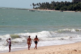 praias foto francisco frança 2 270x180 - Banhistas podem aproveitar 50 praias da Paraíba neste fim de semana