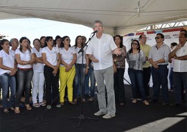 ricardo fala na industria de alimentos sitio de varzea foto walter rafael 93 1 270x191 - Ricardo entrega equipamentos a empreendedoras rurais na cidade de Pombal