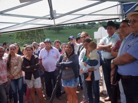 18.06.15 um dia de campo 13 270x202 - Projeto Cooperar vai expandir atividade produtiva com a criação de aves caipiras