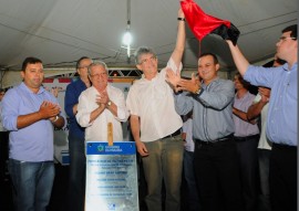 AMPARO2 270x191 - Ricardo inaugura estrada e entrega ambulâncias no Cariri paraibano