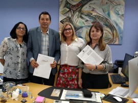 aristeu chaves e margareth diniz 1 270x202 - Detran e UFPB firmam parceria para executar projetos de pesquisa e reativam convênio de estágio