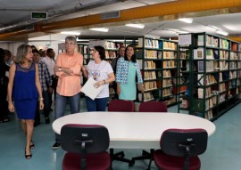 biblioteca espaço cultural 21 270x191 - Governador reabre biblioteca e entrega unidade de treinamento de tiro e viaturas