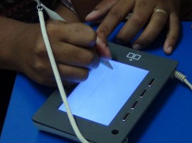 BIOMETRIA atendimento 27.02.2015 005 270x202 - IPC da Paraíba emite mais de 105 mil carteiras de identidade no 1º semestre de 2015