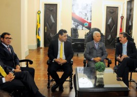 gov marcos cavalcanti recebe superintendente do banco do brasil foto jose marques 1 270x191 - Governador em exercício recebe superintendente estadual do Banco do Brasil