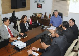 13.08.15 ricardo e empresarios chineses do setor calcadista foto jose marques 3 270x191 - Ricardo recebe representantes de empresas que vão se instalar na Paraíba