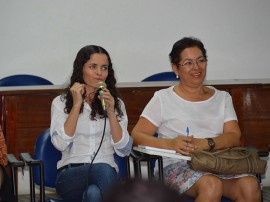 26 08 2015 CREAS foto Claudia Belmont 3 270x202 - Servidores dos Creas são capacitados sobre serviços de proteção e atendimento especializado