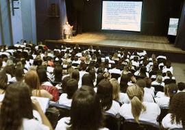 27 08 15 sedh conselho segulranca alimentar ana paula 4 270x191 - Palestra apresenta desafios da implantação do sistema de segurança alimentar e nutricional na Paraíba