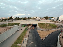 trevo de mangabeira foto francisco franca 8 270x202 - Trevo das Mangabeiras vira atração e pedestres param para ver de perto últimos ajustes