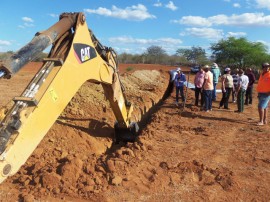 15.09.15 barragem 1 270x202 - Governo do Estado entrega barragens subterrâneas em Soledade e São João do Cariri