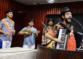 pap musicos na sessao especial ao artesanato pb foto roberto guedes 7 270x191 - Programa de Artesanato Paraibano é tema de sessão especial na Assembleia Legislativa