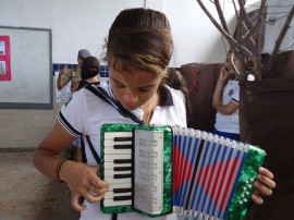 02.10.15 escola estadual fernando moura cunha lima 33 270x202 - Escola Estadual Fernando Moura Cunha Lima encerra semana de arte, cultura e esportes nesta sexta-feira