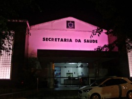 02.10.15 outubro rosa 1 270x202 - Secretaria da Saúde ganha decoração especial na campanha Outubro Rosa