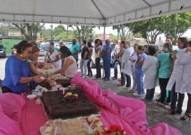 maternidade frei damiao encerramento do outubro rosa foto ricardo puppe 1 270x191 - Maternidade Frei Damião comemora aniversário e encerra campanha ‘Outubro Rosa’