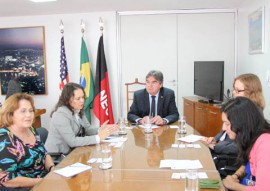 sec lindolfo pires reuniao representantes da embaixada dos EUA em brasilia 2 270x191 - Embaixadora dos EUA confirma presença na abertura do Fórum de Governança da Internet