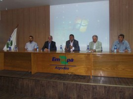 17.11.15 governo embrapa batem seminario tecnologias soci 4 270x202 - Governo e Embrapa debatem tecnologias para o Semiárido paraibano