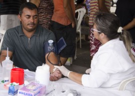 01.12.15 saude teste de aidis e sifilis fotos alberi pontes cópia 11 270x192 - Dezembro Vermelho tem início com ações no Ponto de Cem Réis